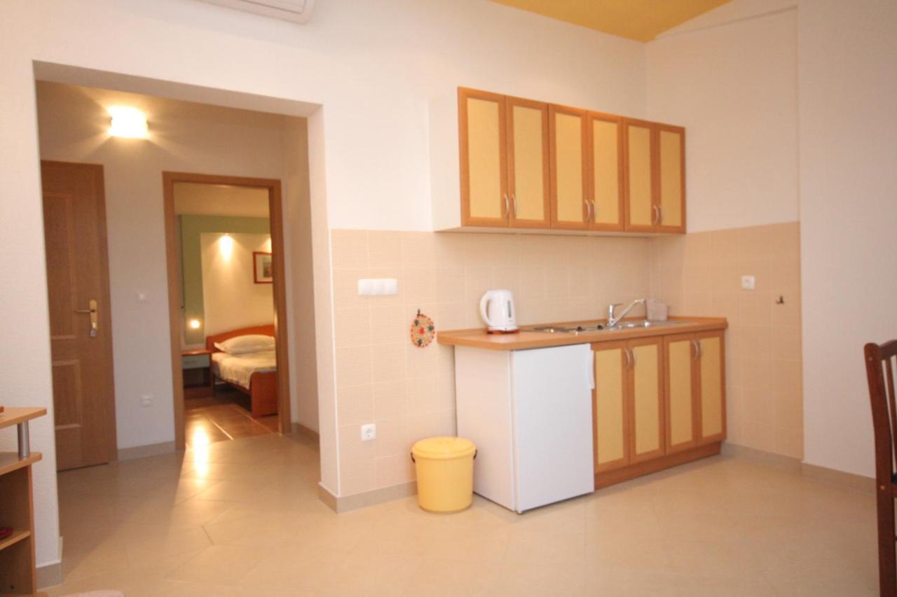 Apartments With A Parking Space Baska Voda, Makarska - 2709 Exterior photo